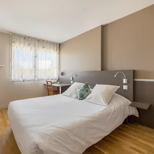 Hotel Newport Villefranche-sur-Saône